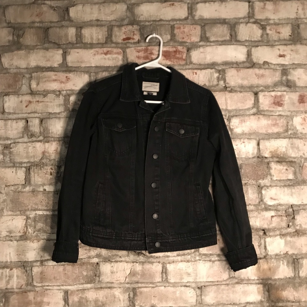 Universal Thread Target Black Denim Jacket